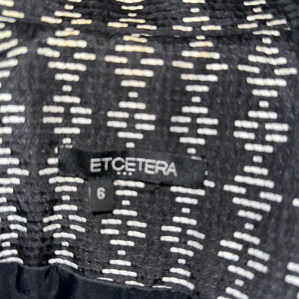UNIQUE Skirt suit, Black and white patter. Stand out from the crowd. - Picture 7 of 7